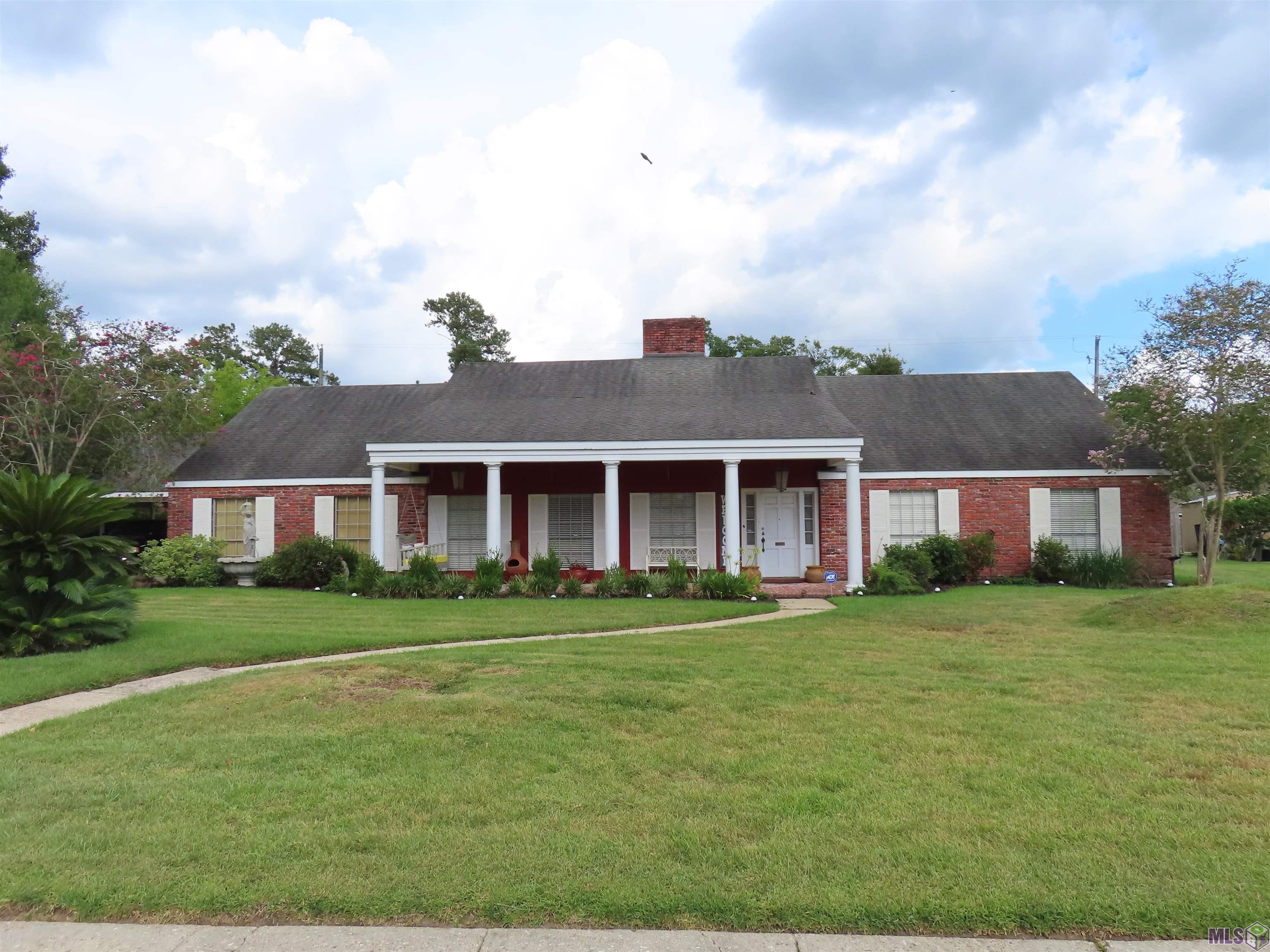814 Doncaster Drive Baton Rouge, LA 70815 - Photo 3 of 41