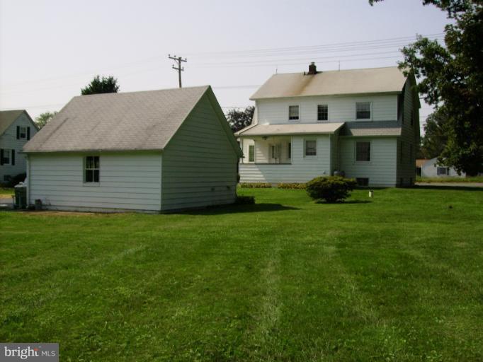 21 Mountain Road Fallston, MD 21047 - Photo 18 of 26 Exterior (Rear)