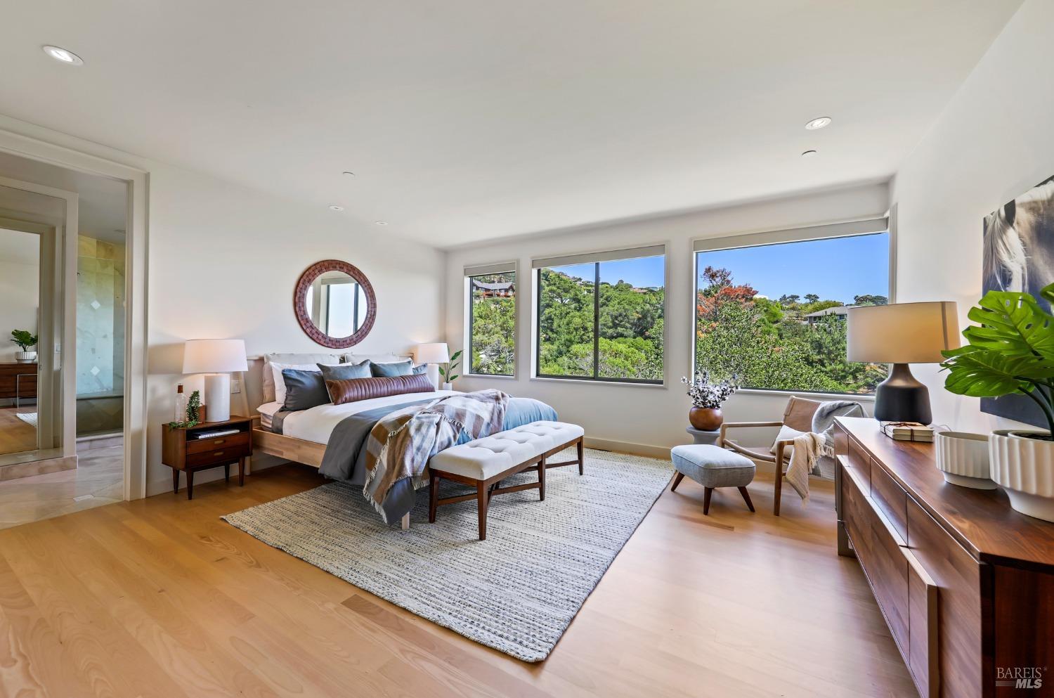 21 Tara Hill Road Tiburon, CA 94920 - Photo 19 of 52