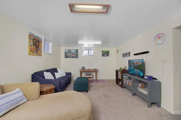 $290,000 | 402 Custer Street, Mackay, ID 83251