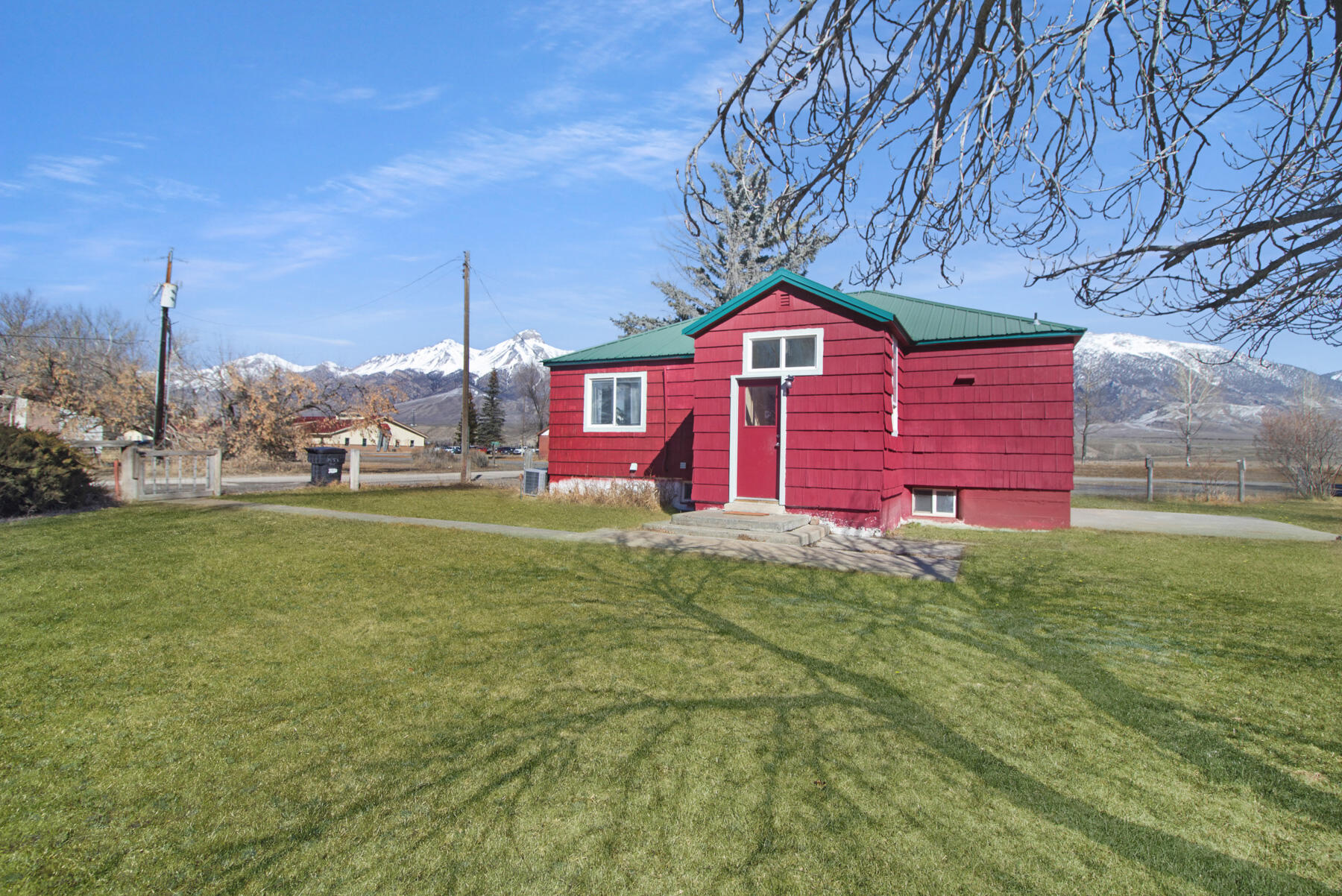 402 Custer Street Mackay, ID 83251 - Photo 29 of 31 Exterior 4