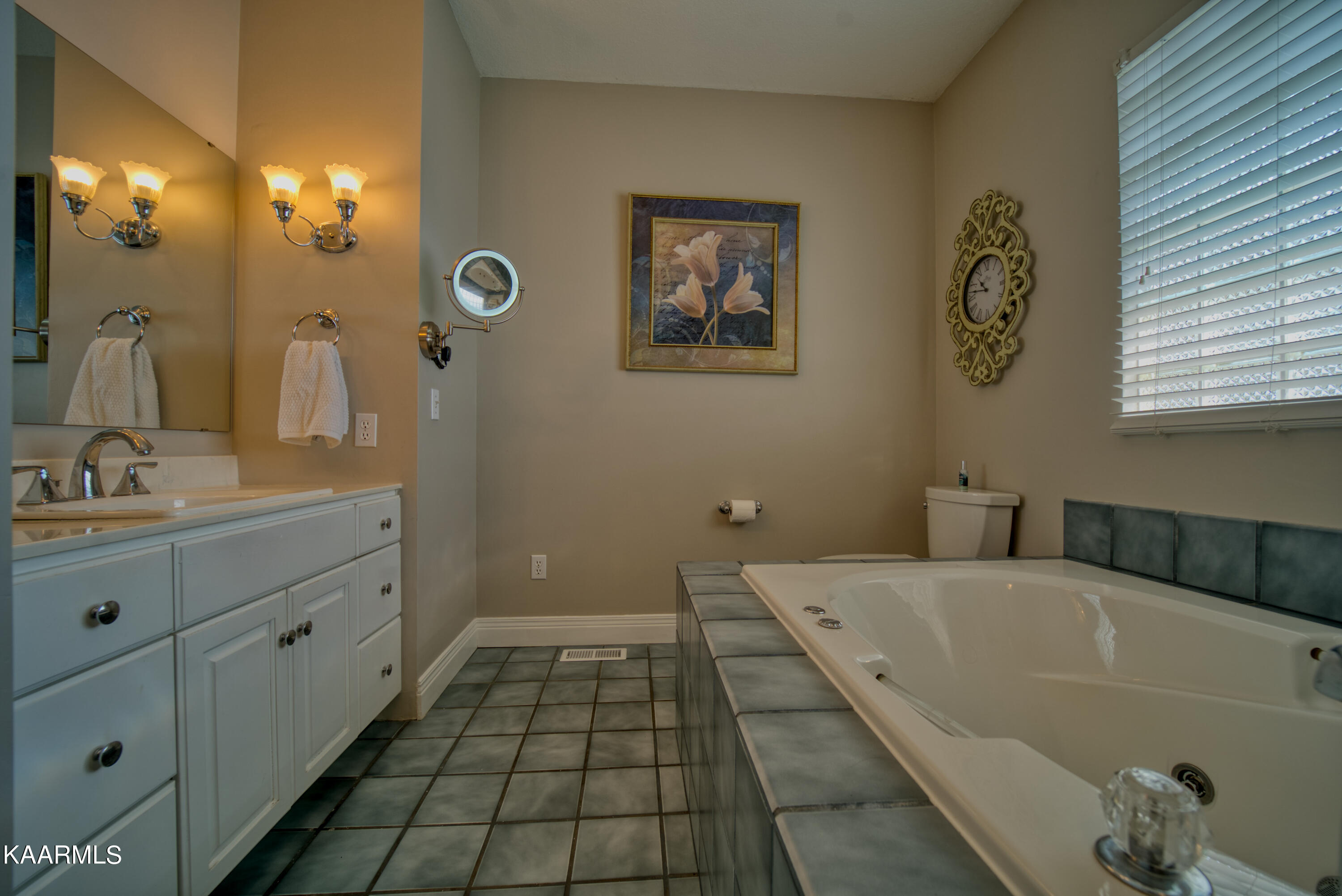 863 Jessica Lea Sevierville, TN 37862 - Photo 36 of 54 SkHDR_A7301709