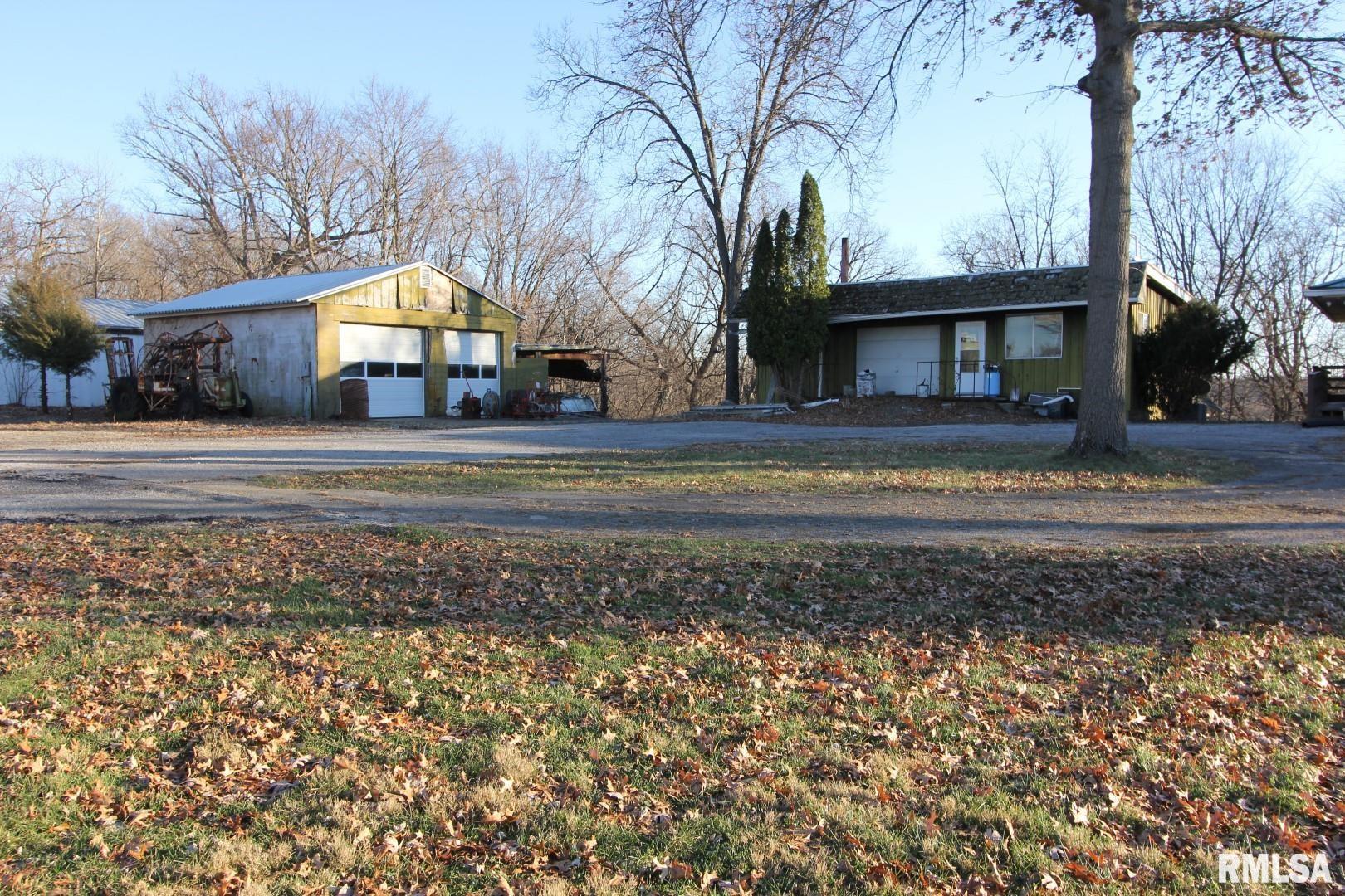 200 East Bittersweet Road Washington, IL 61571 - Photo 4 of 7 Gallery Image 4