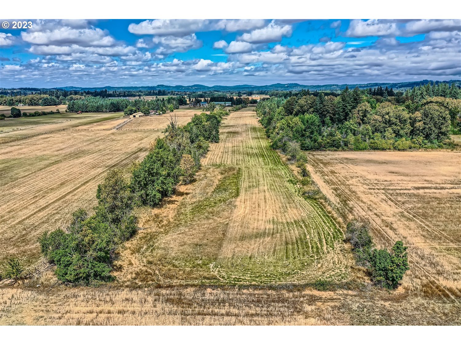 30675 Southeast Ely Road Eagle Creek, OR 97022 - Photo 6 of 13