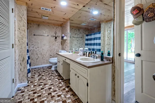 $729,900 | 108 Dodge Lane, Lakemont, GA 30552