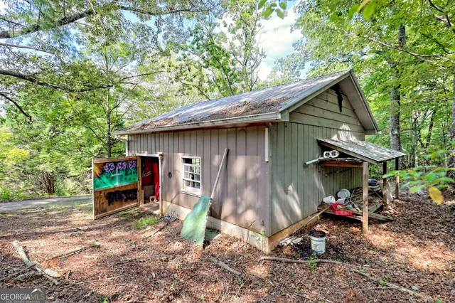 $729,900 | 108 Dodge Lane, Lakemont, GA 30552