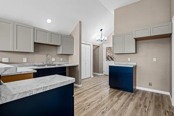 $299,900 | 180 North Hill Street, Fountain City, WI 54629