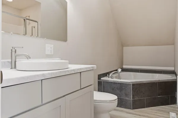 $299,900 | 180 North Hill Street, Fountain City, WI 54629