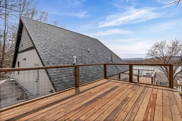 $299,900 | 180 North Hill Street, Fountain City, WI 54629