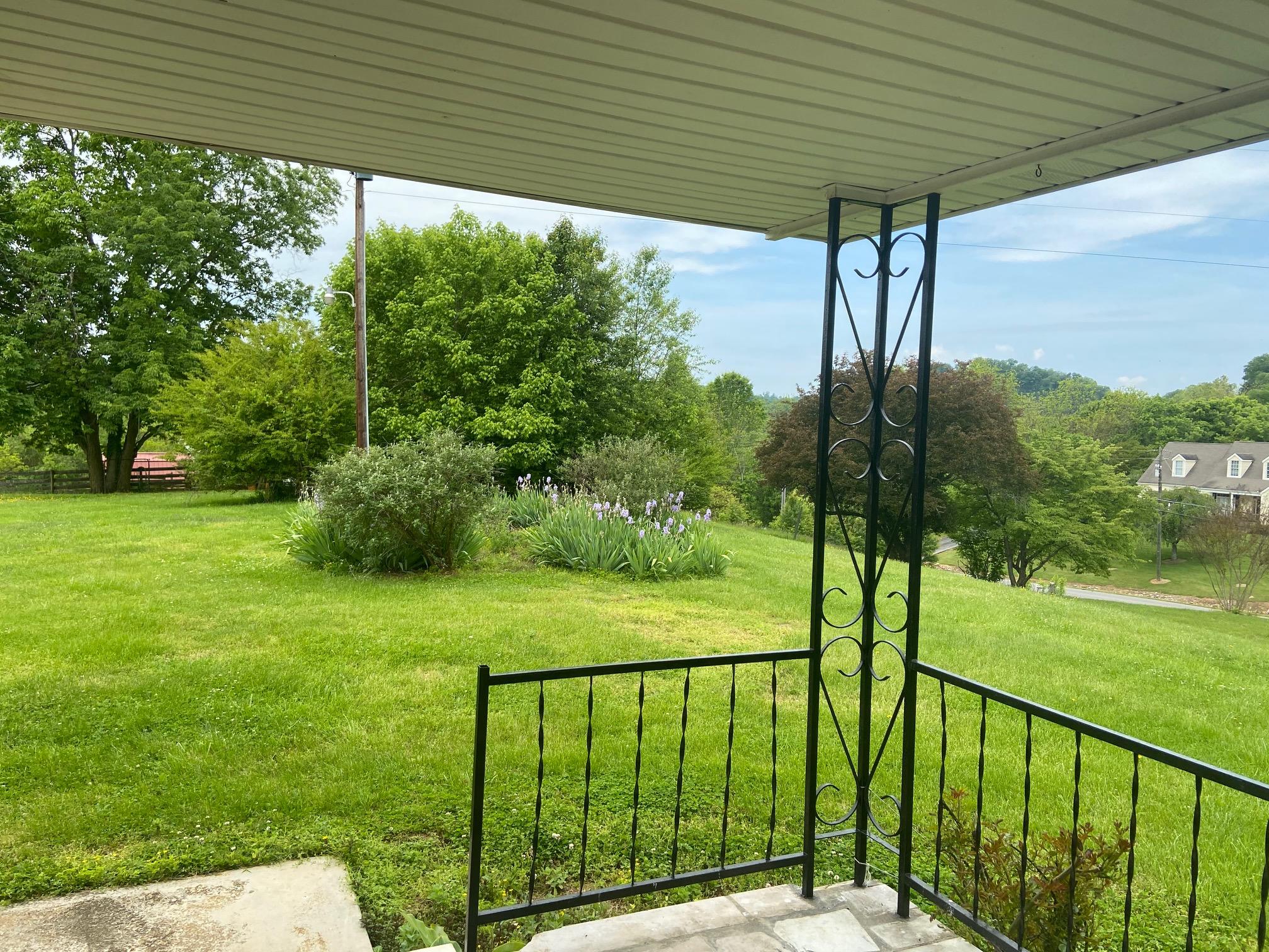 1387 Dunlap Road Kingsport, TN 37663 - Photo 5 of 35 d8