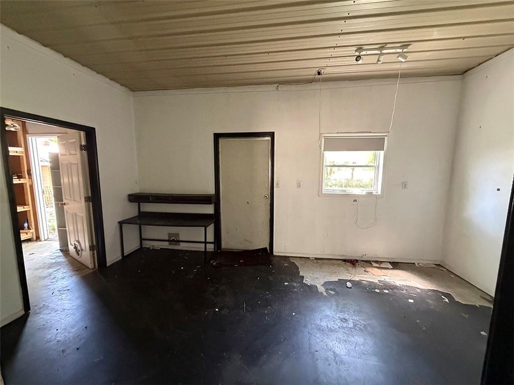232 South County Line Road Windsor, MO 65360 - Photo 33 of 38