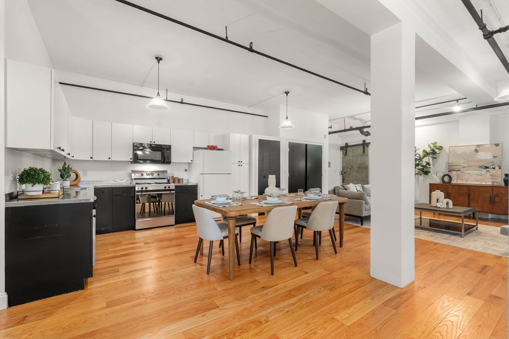 13-19 Stanhope Street, Unit 2B Boston, MA 02116 - Photo 5 of 21