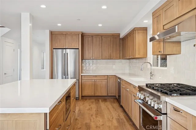 $10,000 | 212 40th Street, Newport Beach, CA 92663