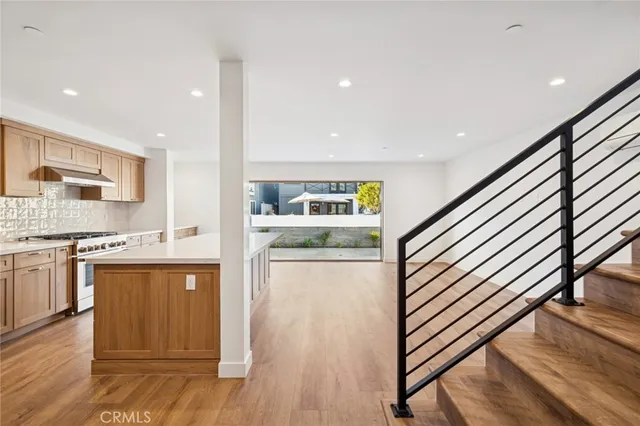 $10,000 | 212 40th Street, Newport Beach, CA 92663