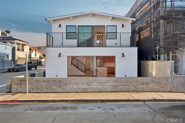 $10,000 | 212 40th Street, Newport Beach, CA 92663