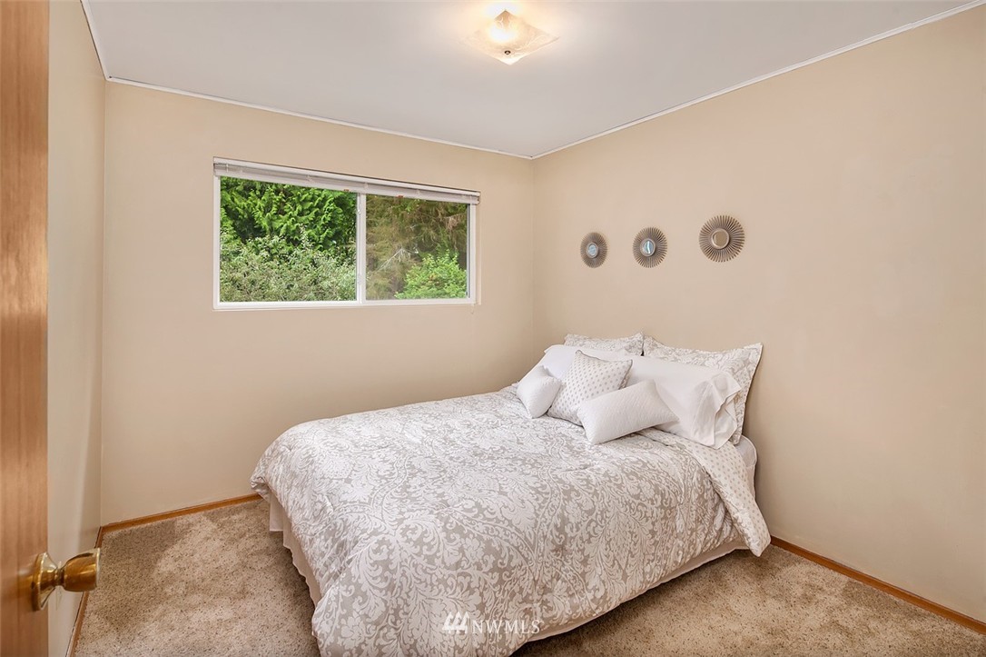 12416 169th Avenue Southeast Renton, WA 98059 - Photo 11 of 19 Gallery Image 11