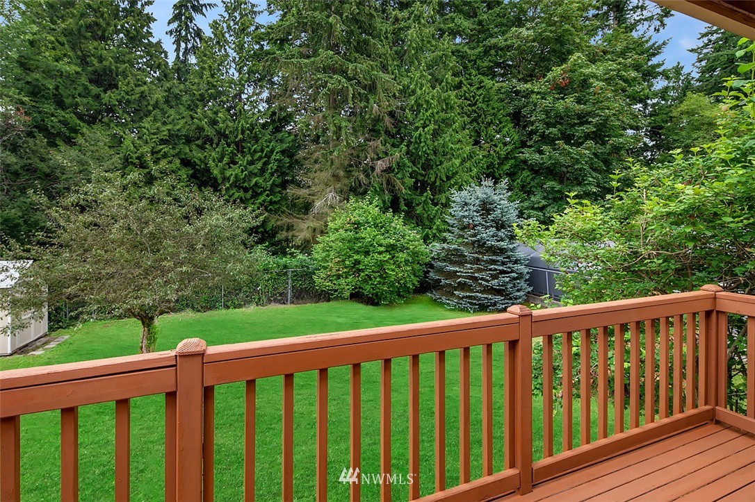 12416 169th Avenue Southeast Renton, WA 98059 - Photo 6 of 19 Gallery Image 6
