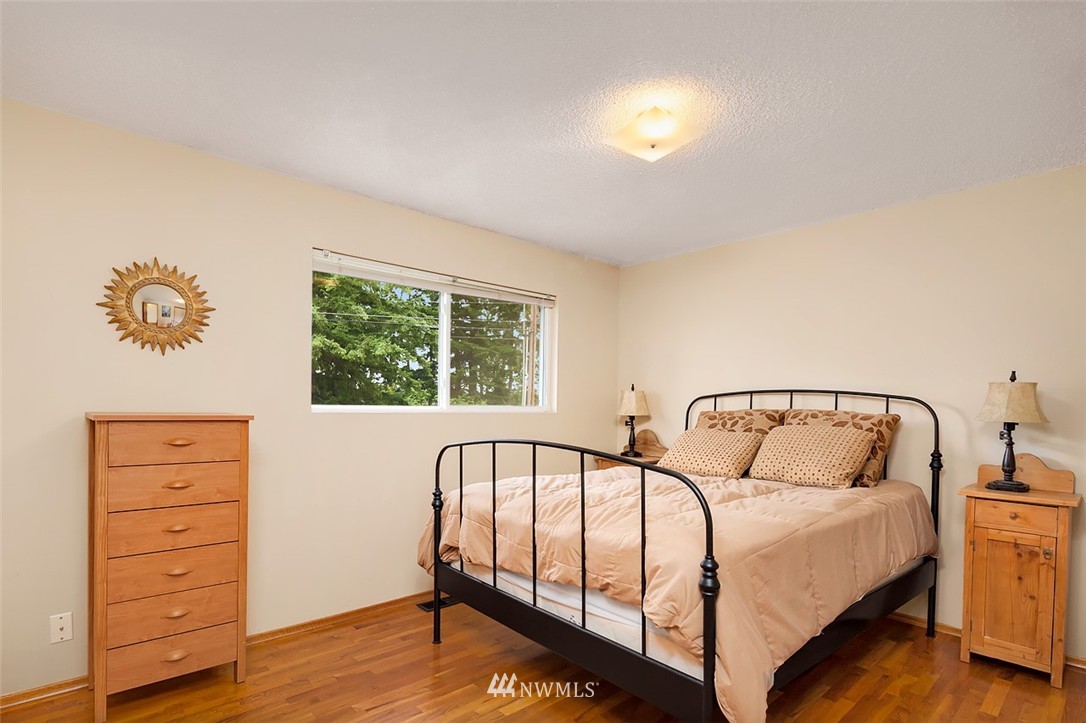 12416 169th Avenue Southeast Renton, WA 98059 - Photo 9 of 19 Gallery Image 9