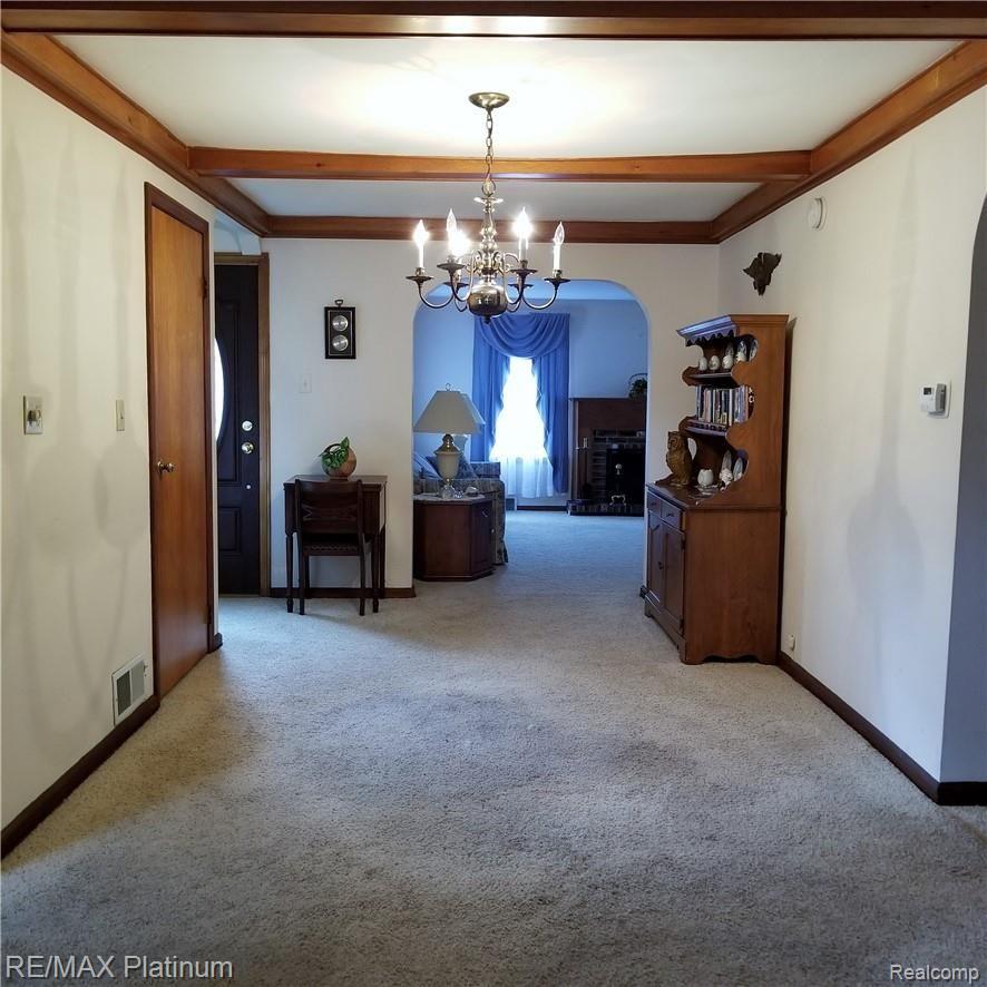 2364 North Linden Road Flint, MI 48504 - Photo 19 of 34 20190316_133204.jpg