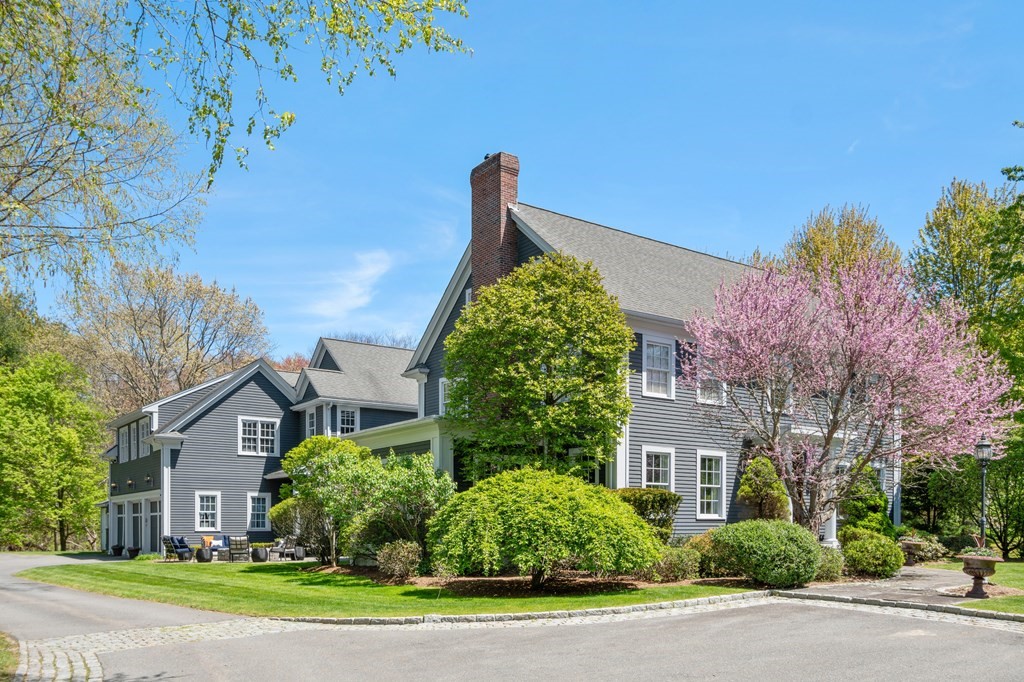 55 Garfield Road Concord, MA 01742 - Photo 1 of 39 Gallery Image 1