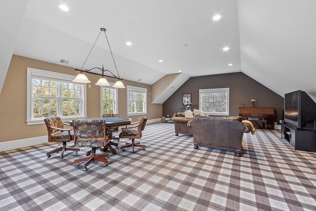 55 Garfield Road Concord, MA 01742 - Photo 21 of 39 Gallery Image 21