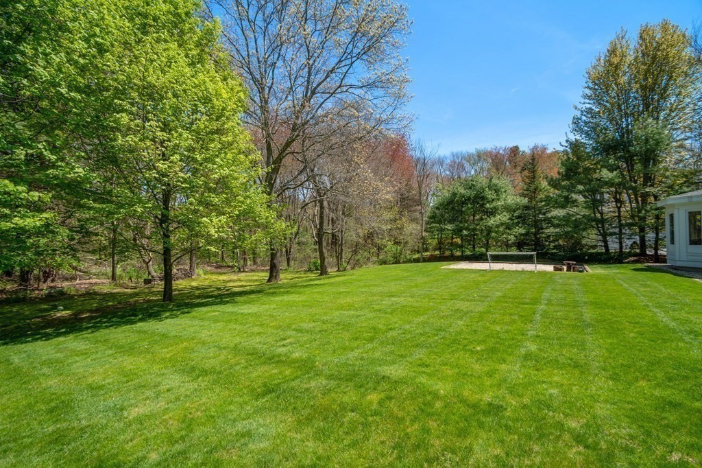 55 Garfield Road Concord, MA 01742 - Photo 4 of 39 Gallery Image 4