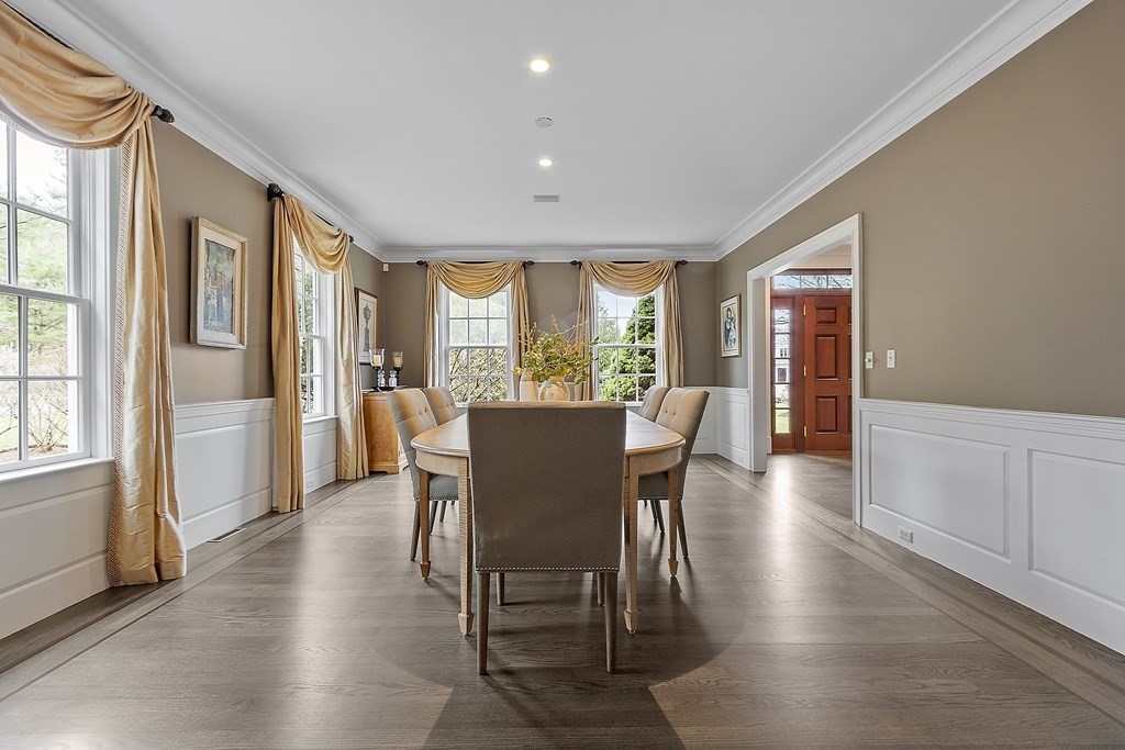 55 Garfield Road Concord, MA 01742 - Photo 8 of 39 Gallery Image 8