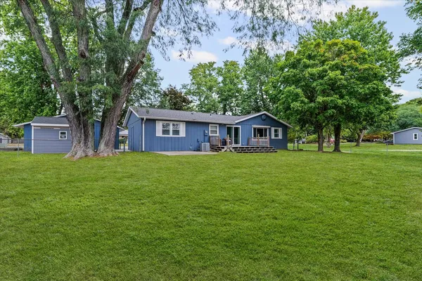 $294,900 | 1001 West Dianne Lane, Mahomet, IL 61853