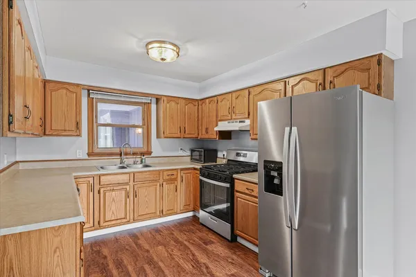 $294,900 | 1001 West Dianne Lane, Mahomet, IL 61853