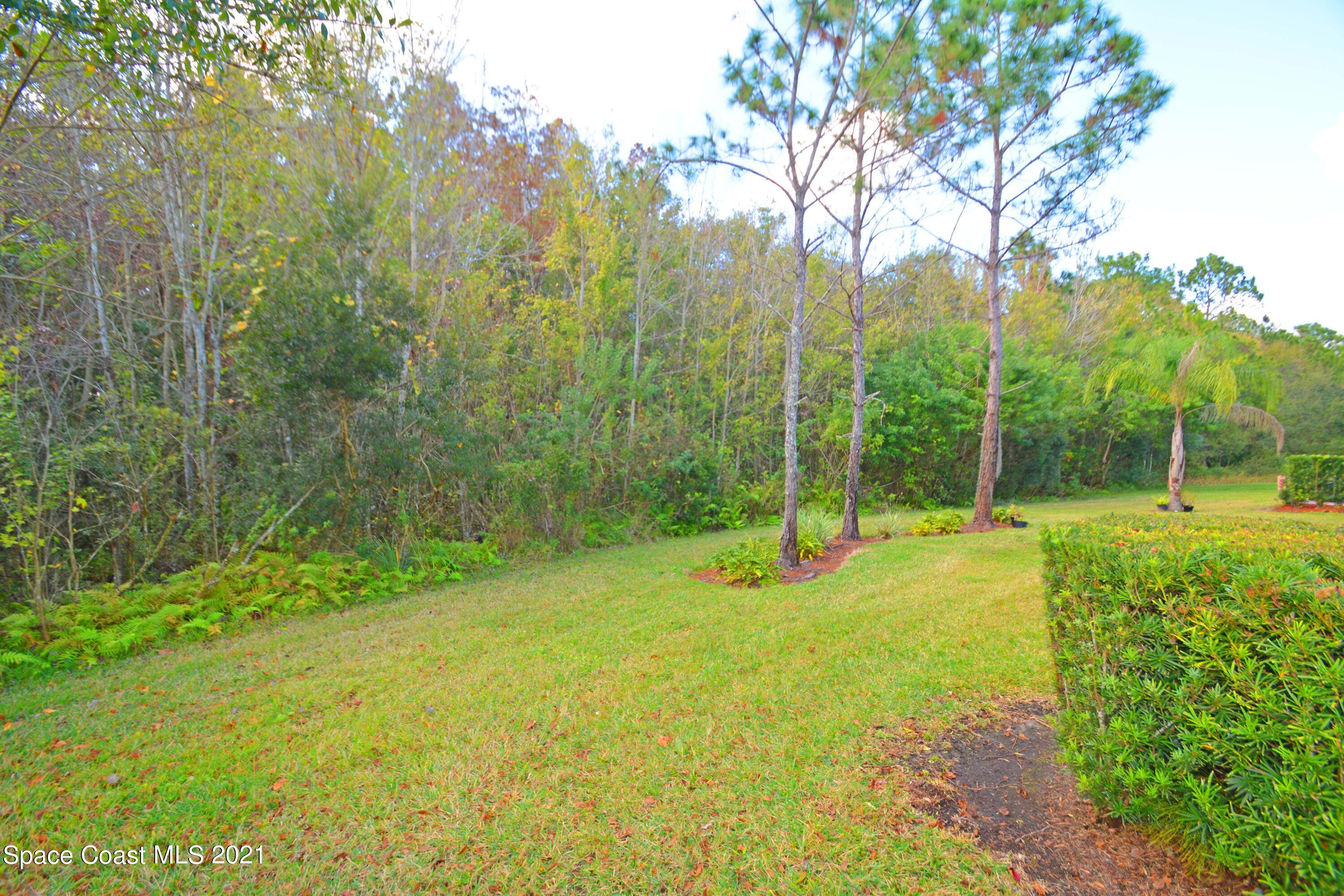 6680 South Goldenrod Road, Unit B' Orlando, FL 32822 - Photo 3 of 19 Privacy Rear View
