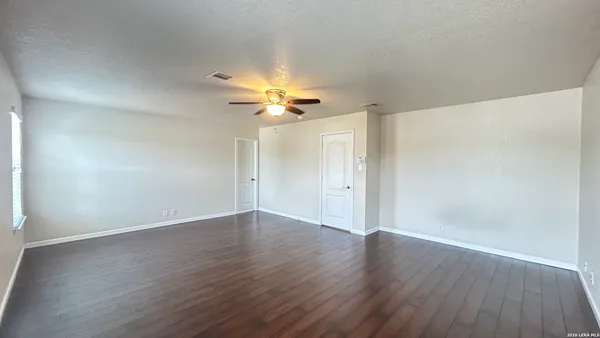 $2,500 | 11155 Acuff Station, San Antonio, TX 78254