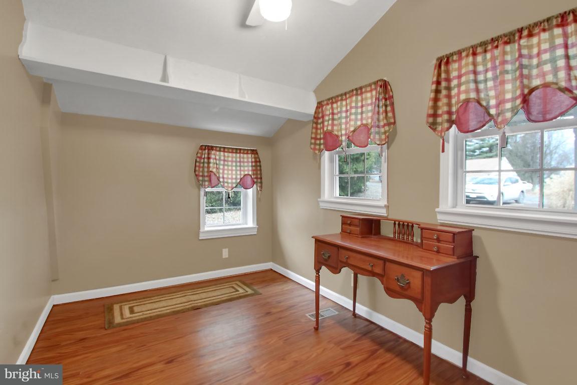 509 River Road Delta, PA 17314 - Photo 3 of 26 Bedroom