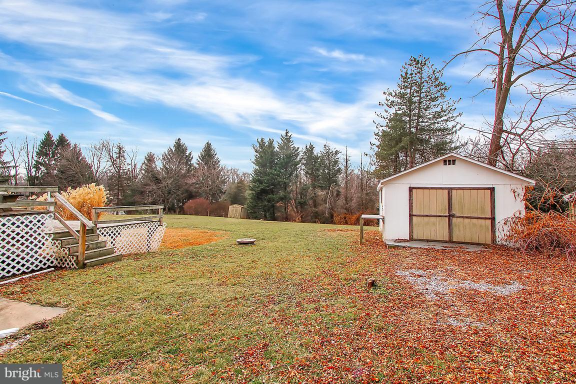 509 River Road Delta, PA 17314 - Photo 21 of 26 Off Street Parking and Shed