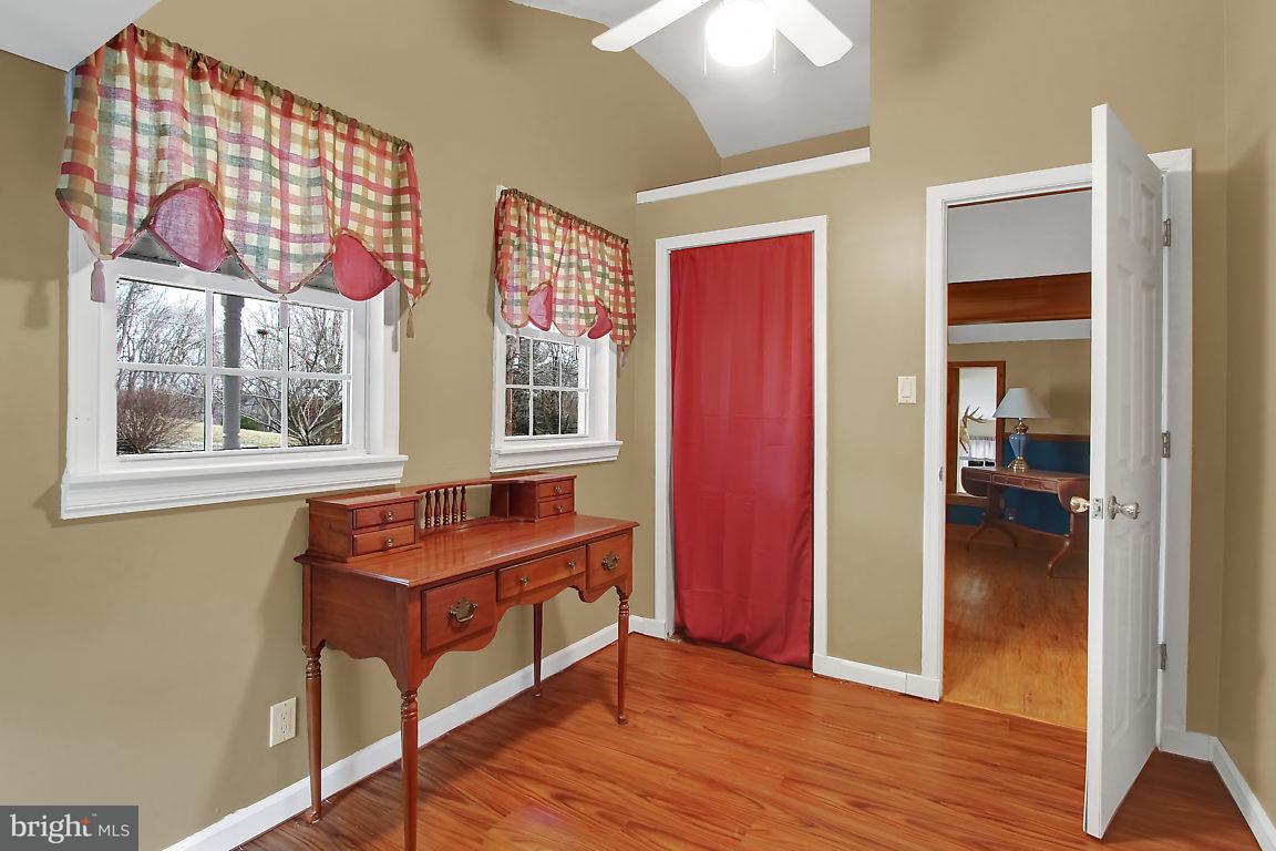 509 River Road Delta, PA 17314 - Photo 4 of 26 Bedroom