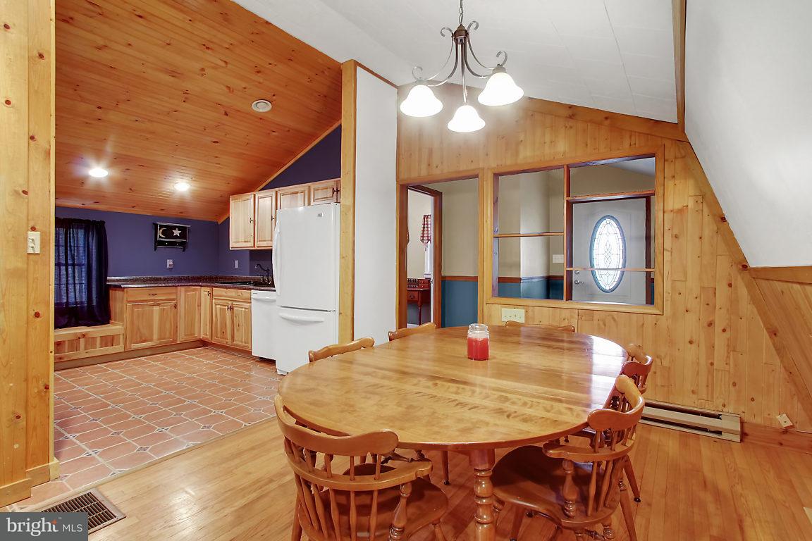 509 River Road Delta, PA 17314 - Photo 6 of 26 Dining Room