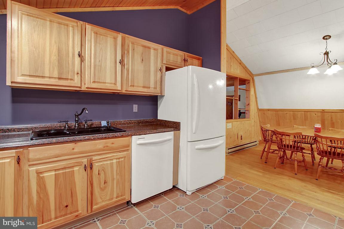 509 River Road Delta, PA 17314 - Photo 10 of 26 Kitchen