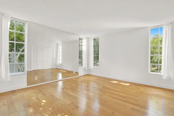 $2,500 | 804 Cypress Boulevard, Unit 301, Pompano Beach, FL 33069