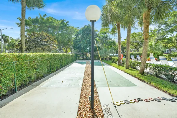 $2,500 | 804 Cypress Boulevard, Unit 301, Pompano Beach, FL 33069