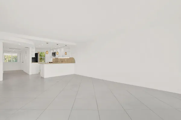 $2,500 | 804 Cypress Boulevard, Unit 301, Pompano Beach, FL 33069