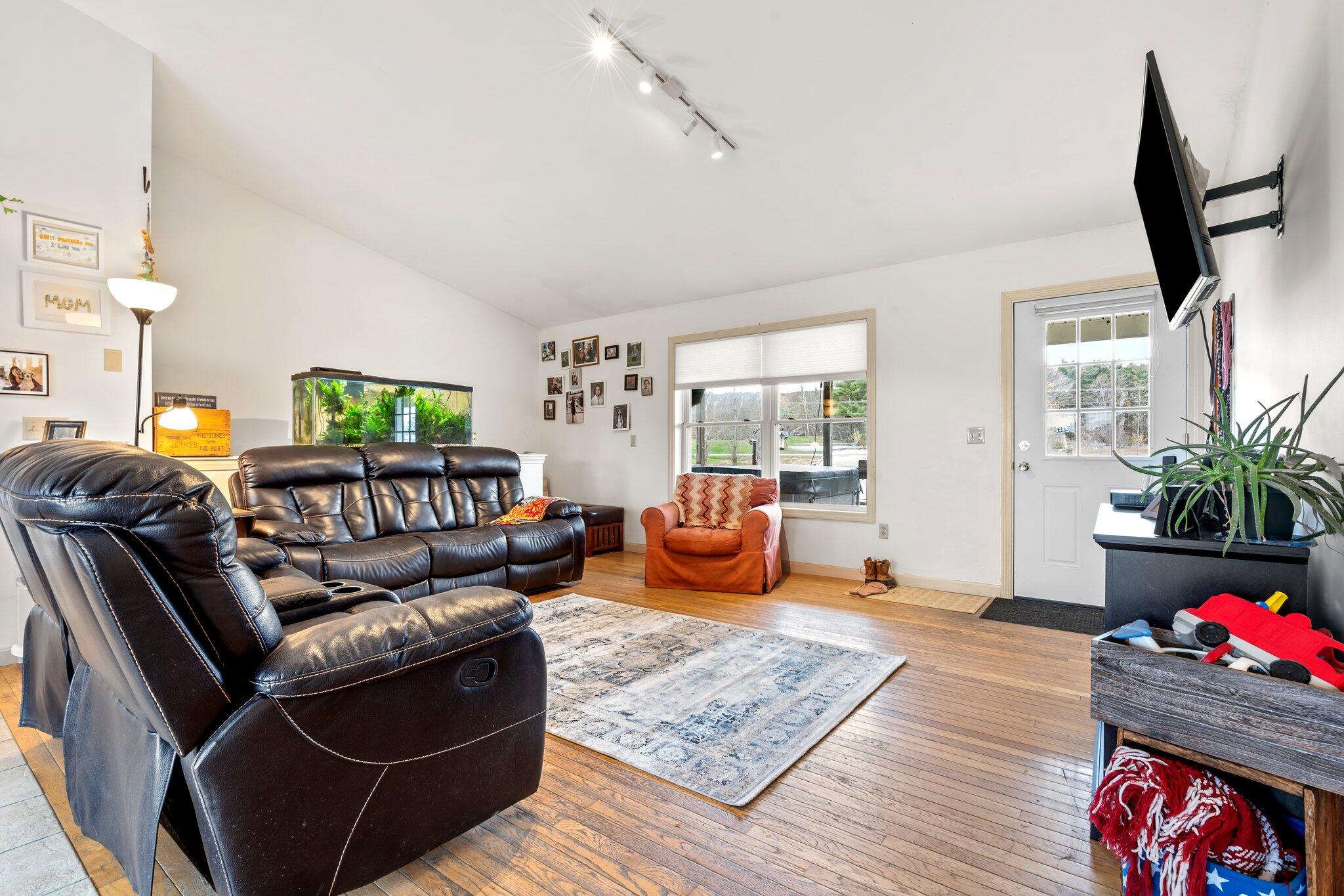 812 Gardiner Road Wales, ME 04280 - Photo 4 of 48 6-web-or-mls-DSC09852