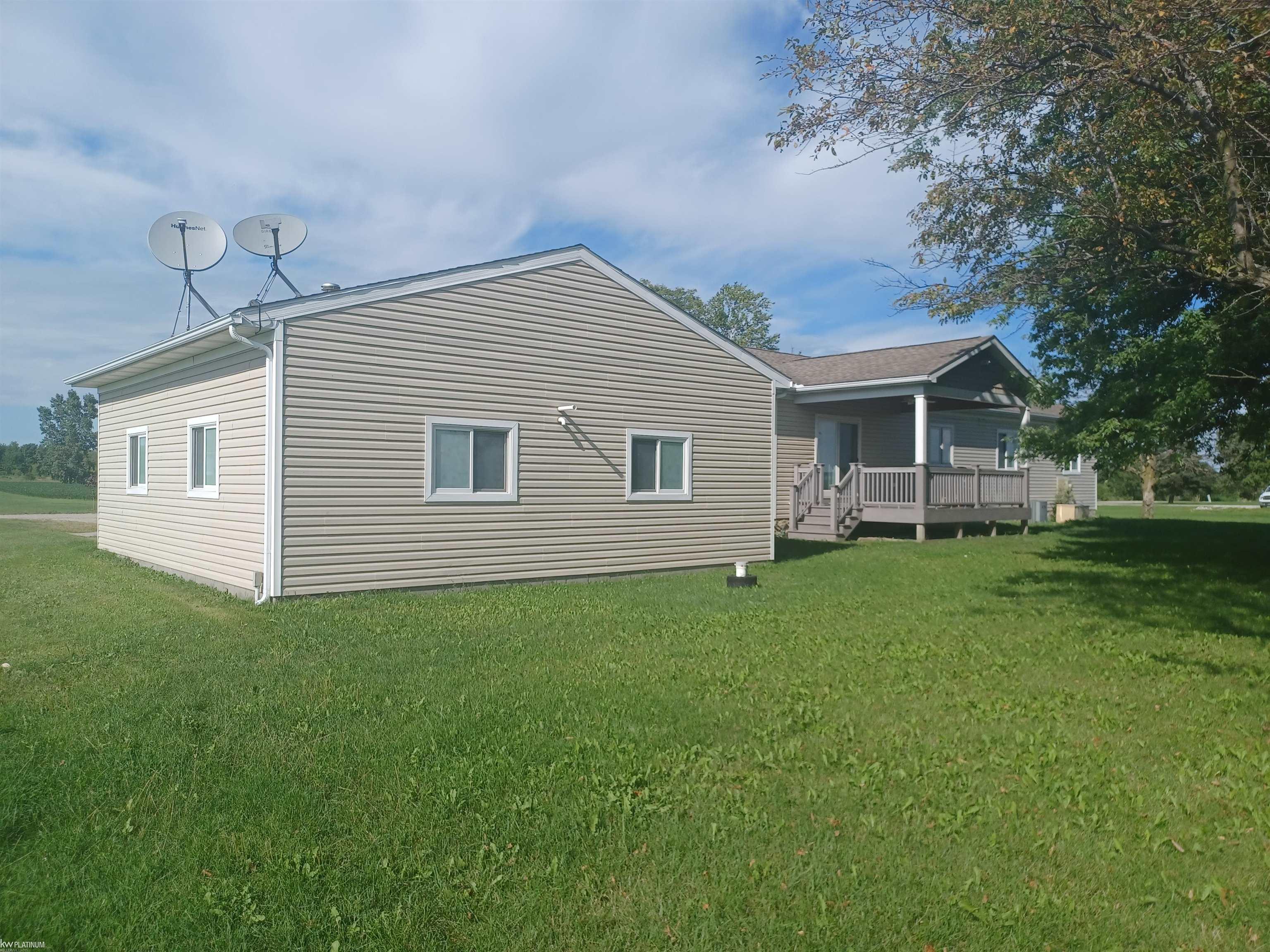 31850 Weber Road Richmond, MI 48062 - Photo 7 of 42 50087009-6.JPG