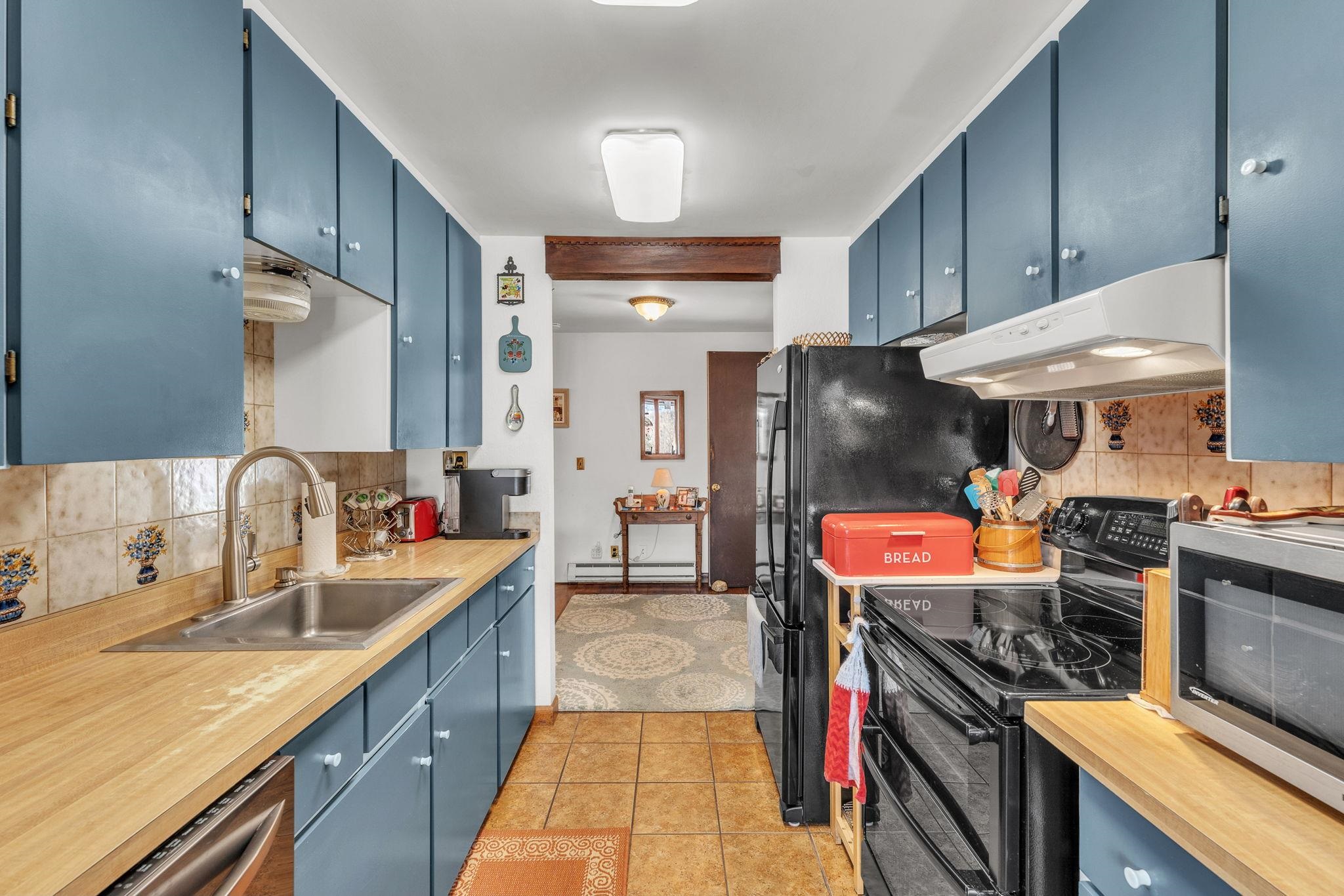 352 Bragg Hill Road Fayston, VT 05673 - Photo 13 of 59