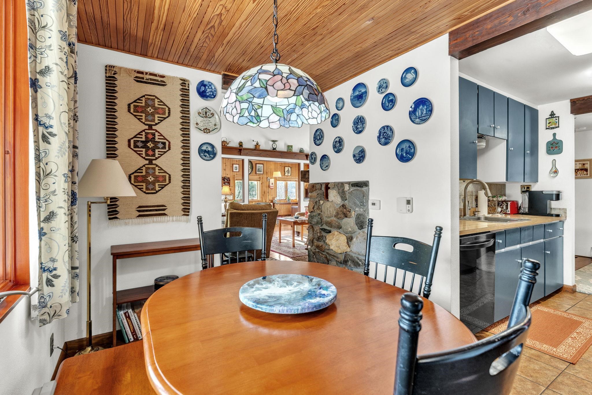 352 Bragg Hill Road Fayston, VT 05673 - Photo 17 of 59