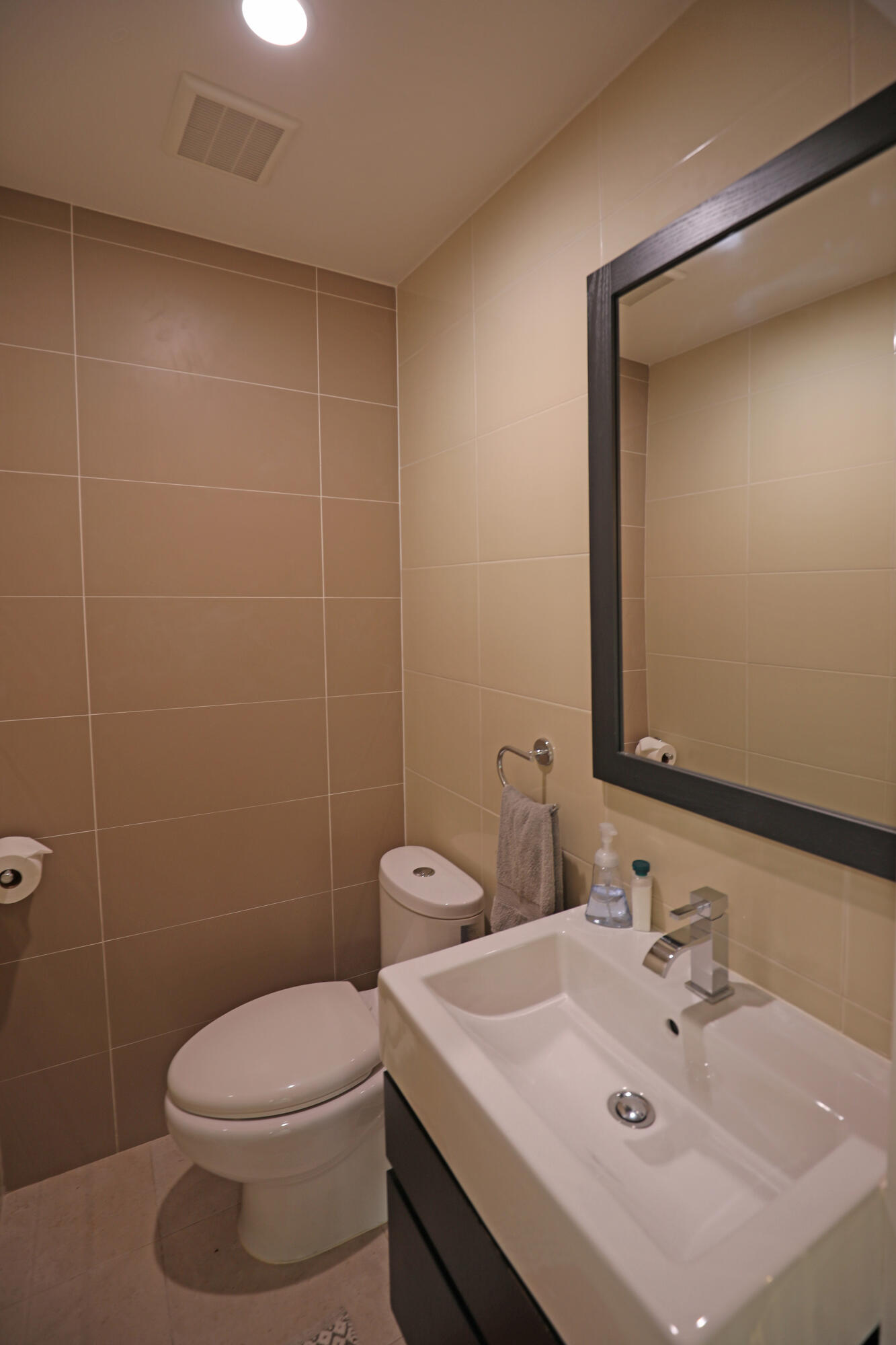 824 Alston Road Santa Barbara, CA 93108 - Photo 11 of 25 a bathroom with a sink a toilet and mirror