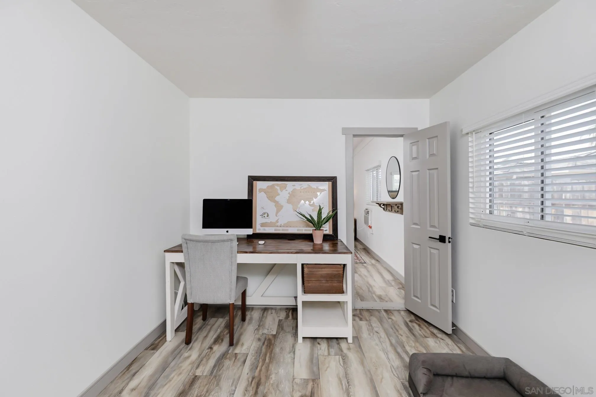 13134 Acton Avenue Poway, CA 92064 - Photo 13 of 37 a workspace with furniture and window