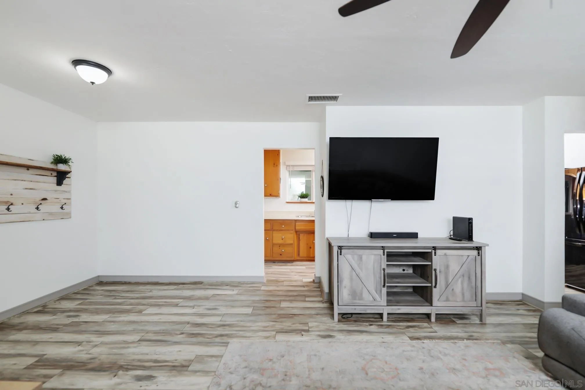 13134 Acton Avenue Poway, CA 92064 - Photo 20 of 37 a view of a livingroom with furniture