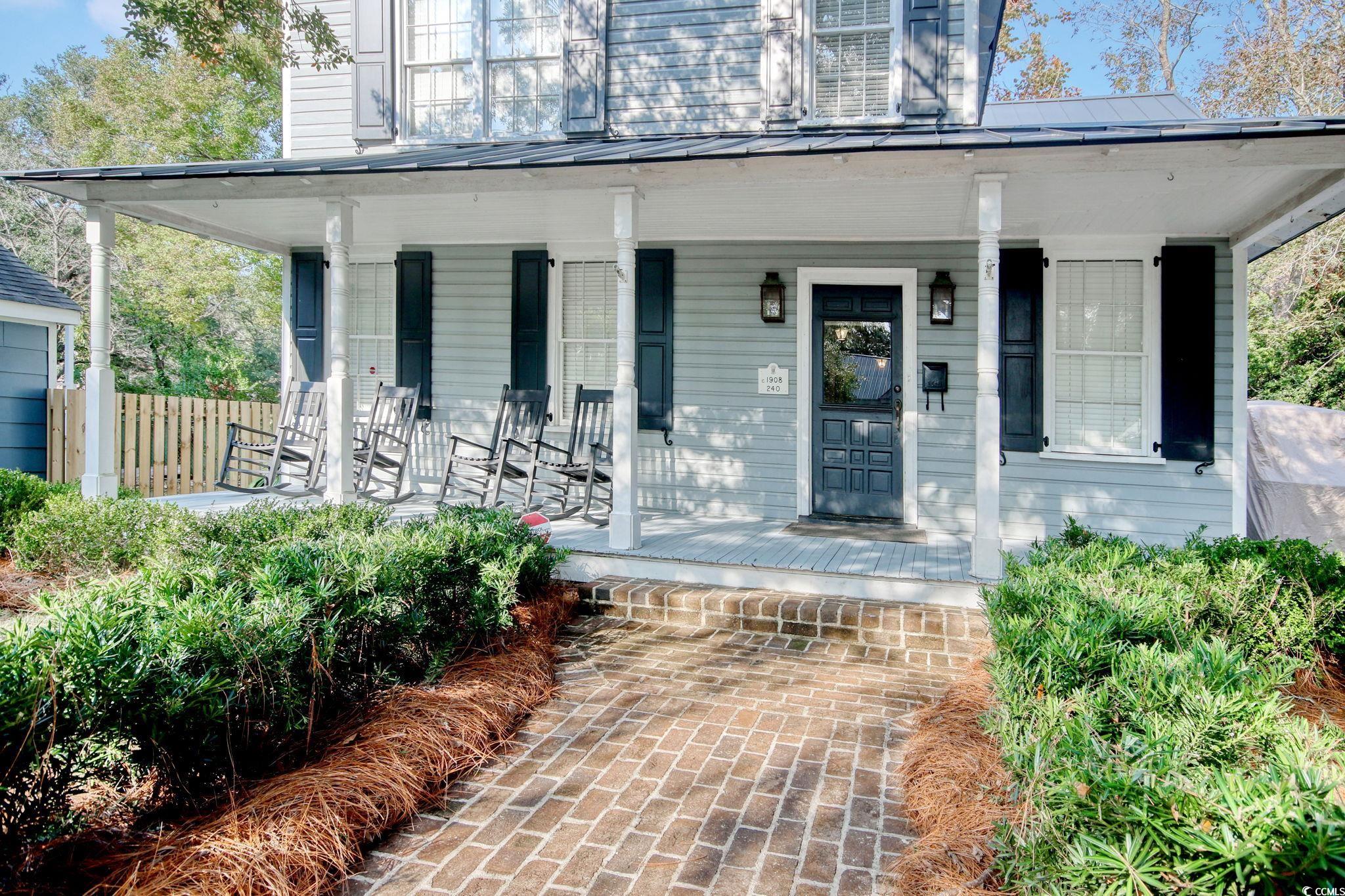 307 Queen Street Georgetown, SC 29440 - Photo 4 of 38 Entrance to property with a porch