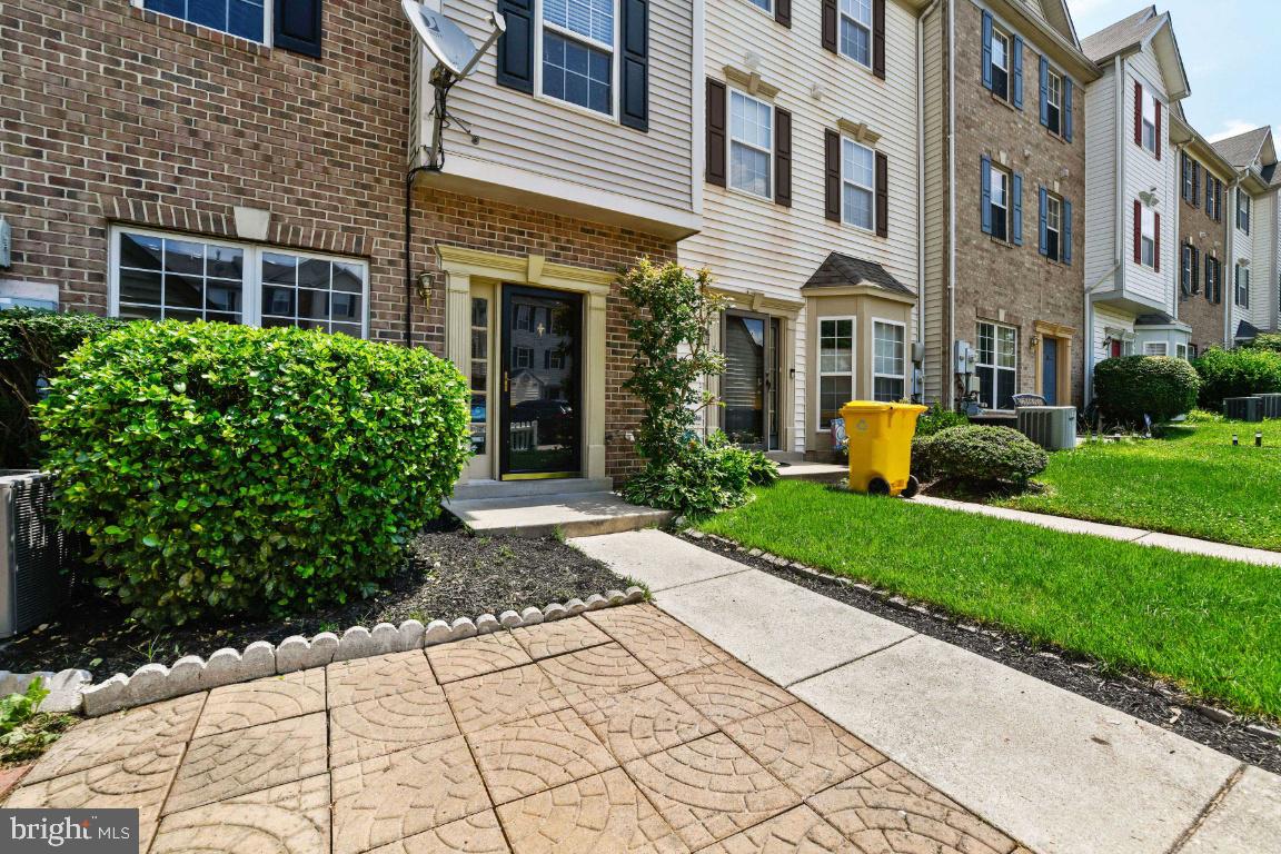 2003 Bell Point Court Odenton, MD 21113 - Photo 4 of 31 Front