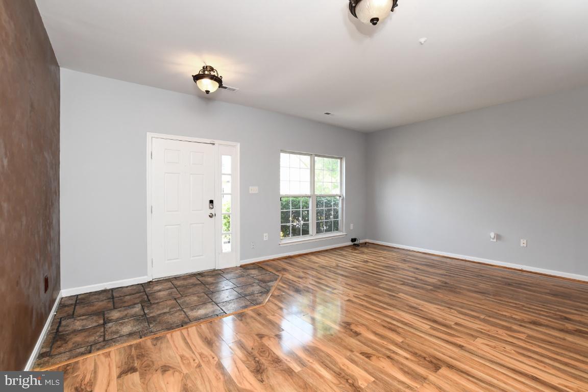 2003 Bell Point Court Odenton, MD 21113 - Photo 5 of 31 Family/Living Room