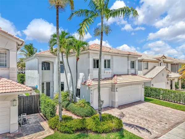$1,799,999 | 11137 Northwest 72nd Terrace, Doral, FL 33178